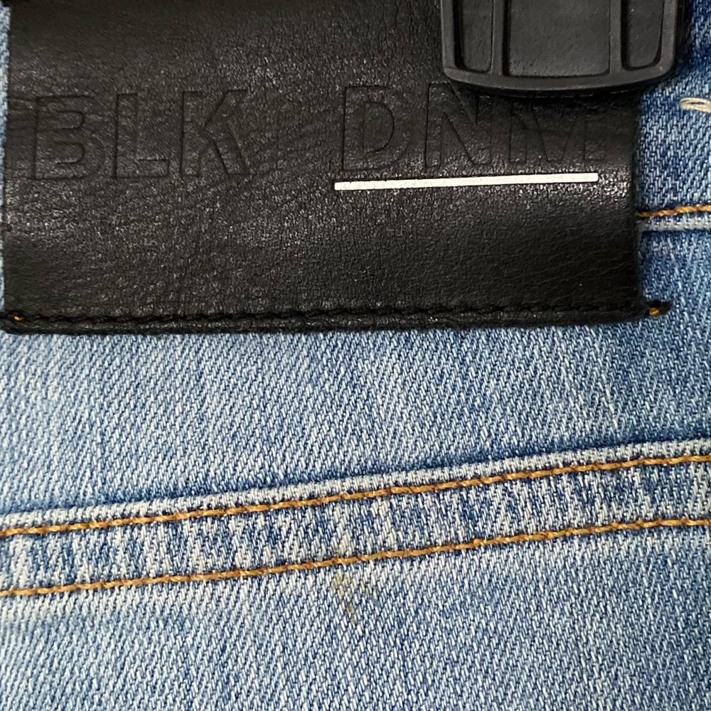 BLK DNM Jeans 27 x 32 - Picture 5 of 8